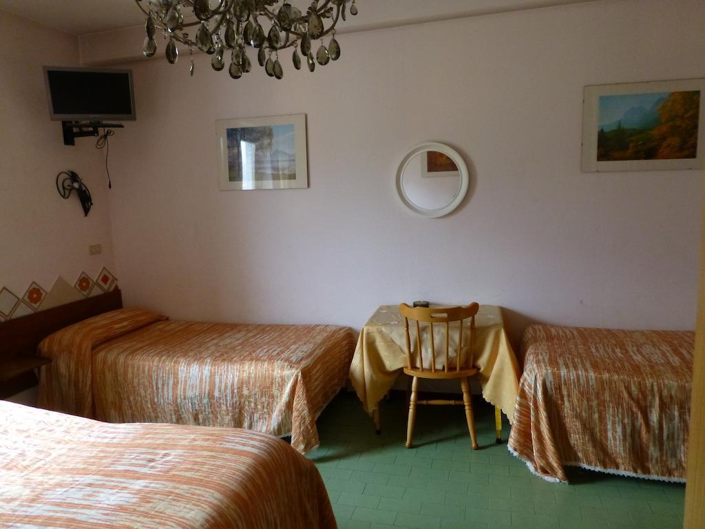 Hotel Beau Sejour Giampietro Andrea Sarre ห้อง รูปภาพ